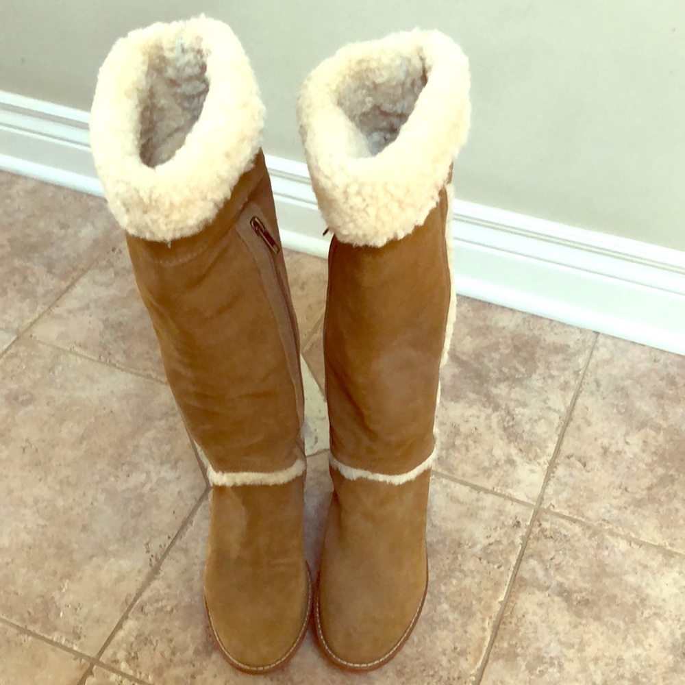 UGG Aubrie suede leather wedges